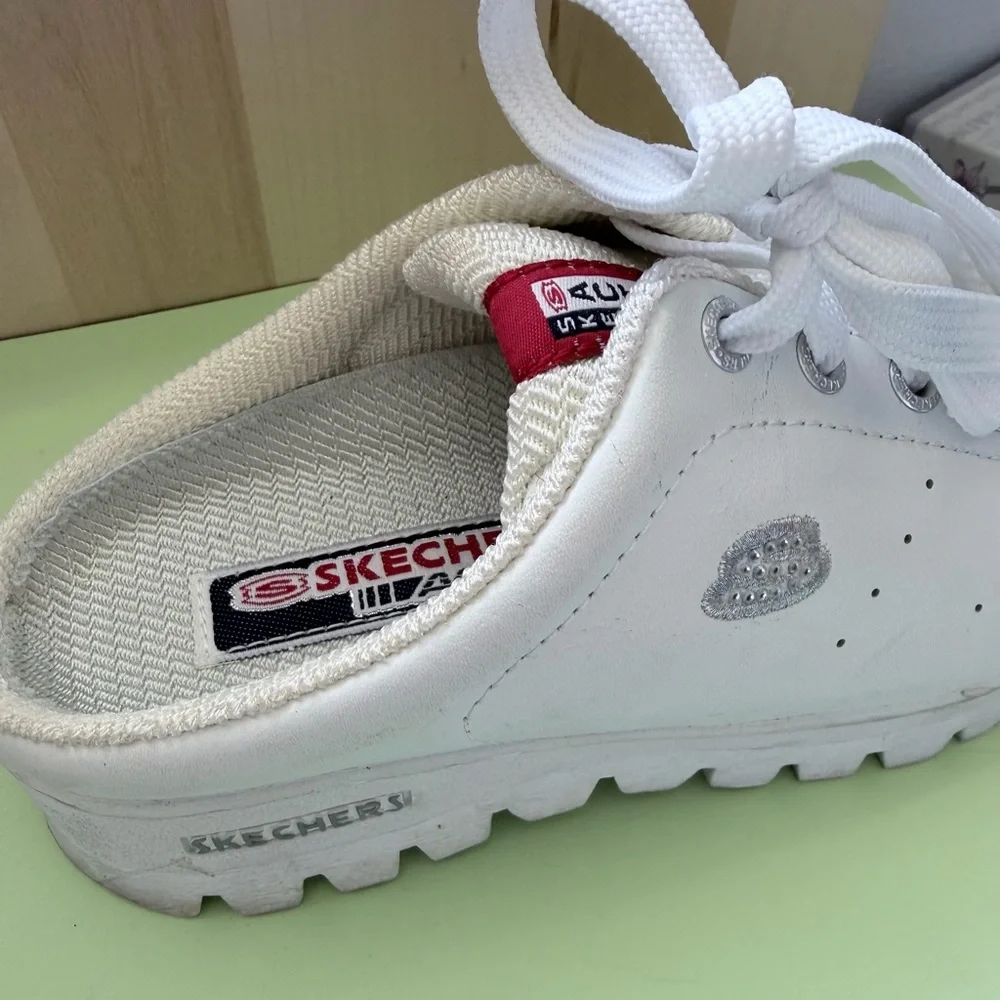 Vintage Skechers White Lace-Up Mules - Picture 11 of 14